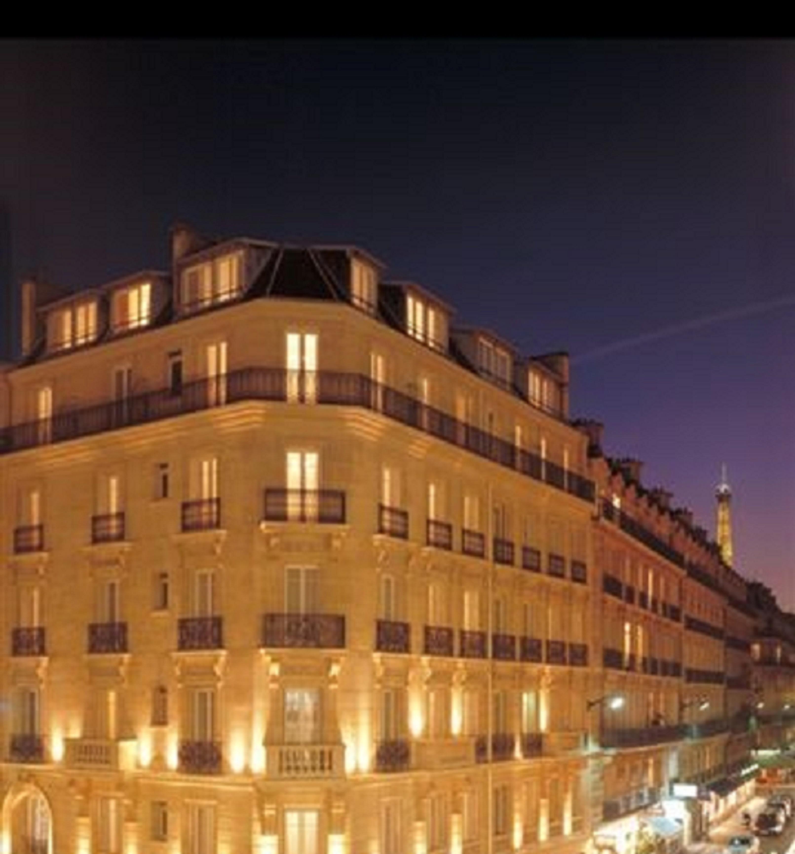 Hotel Claridge Párizs Kültér fotó